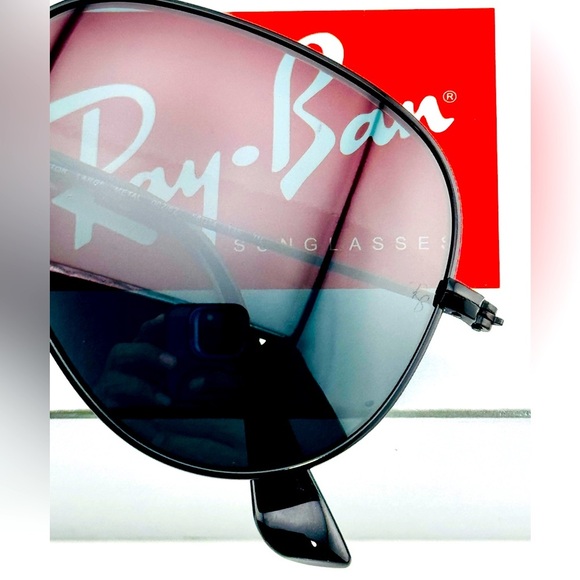 Ray-Ban Aviator Sunglasses Total Black RB3025 Polished Black Frame Black Lenses - Picture 13 of 14